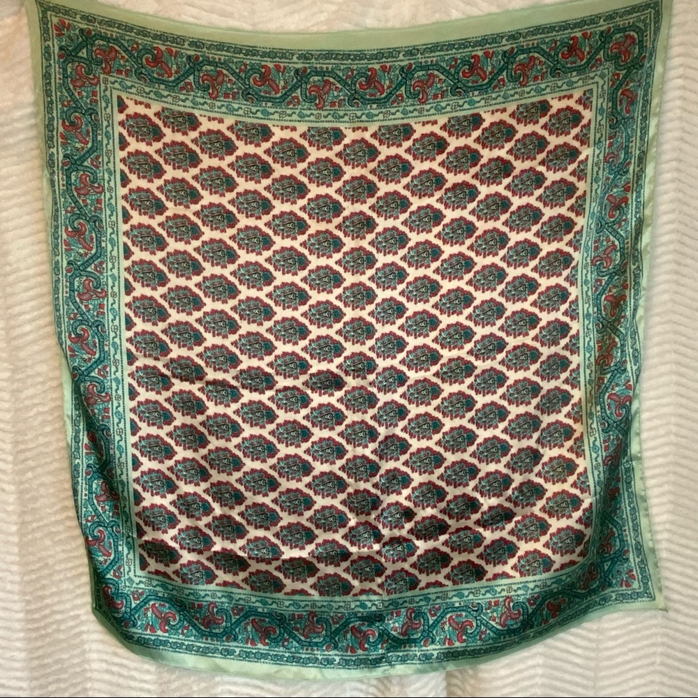 Large Square Scarf - Picture 2 of 10